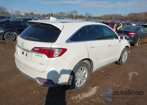 2018 Acura Rdx Technology Acurawatch Plus Packages/Technology Package z USA, uszkodzony, nr VIN 5J8TB4H50JL012553